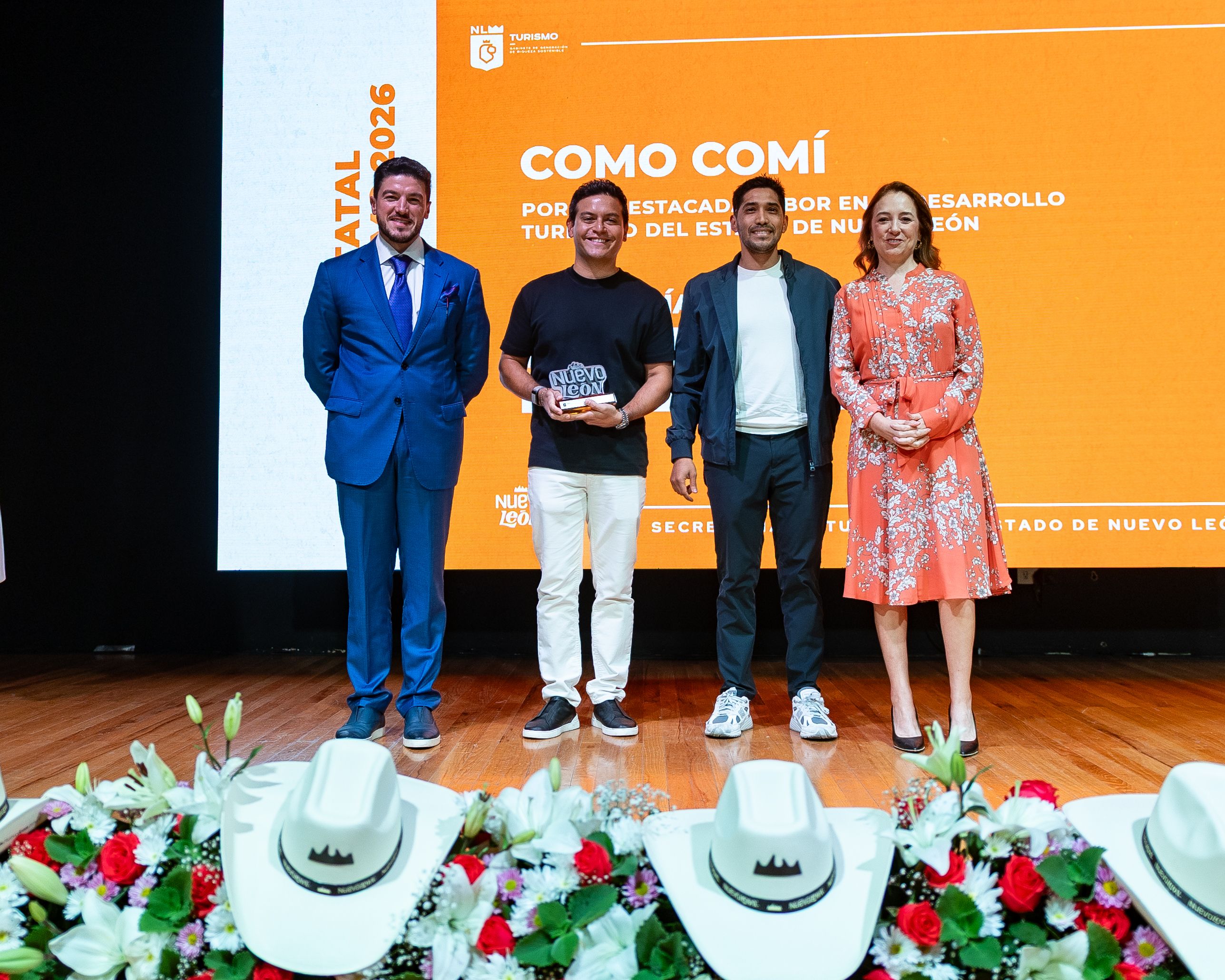 01GALARDONA SAMUEL GARCÍA TALENTO REGIONAL CON PREMIO ESTATAL DE TURISMO (1).JPG