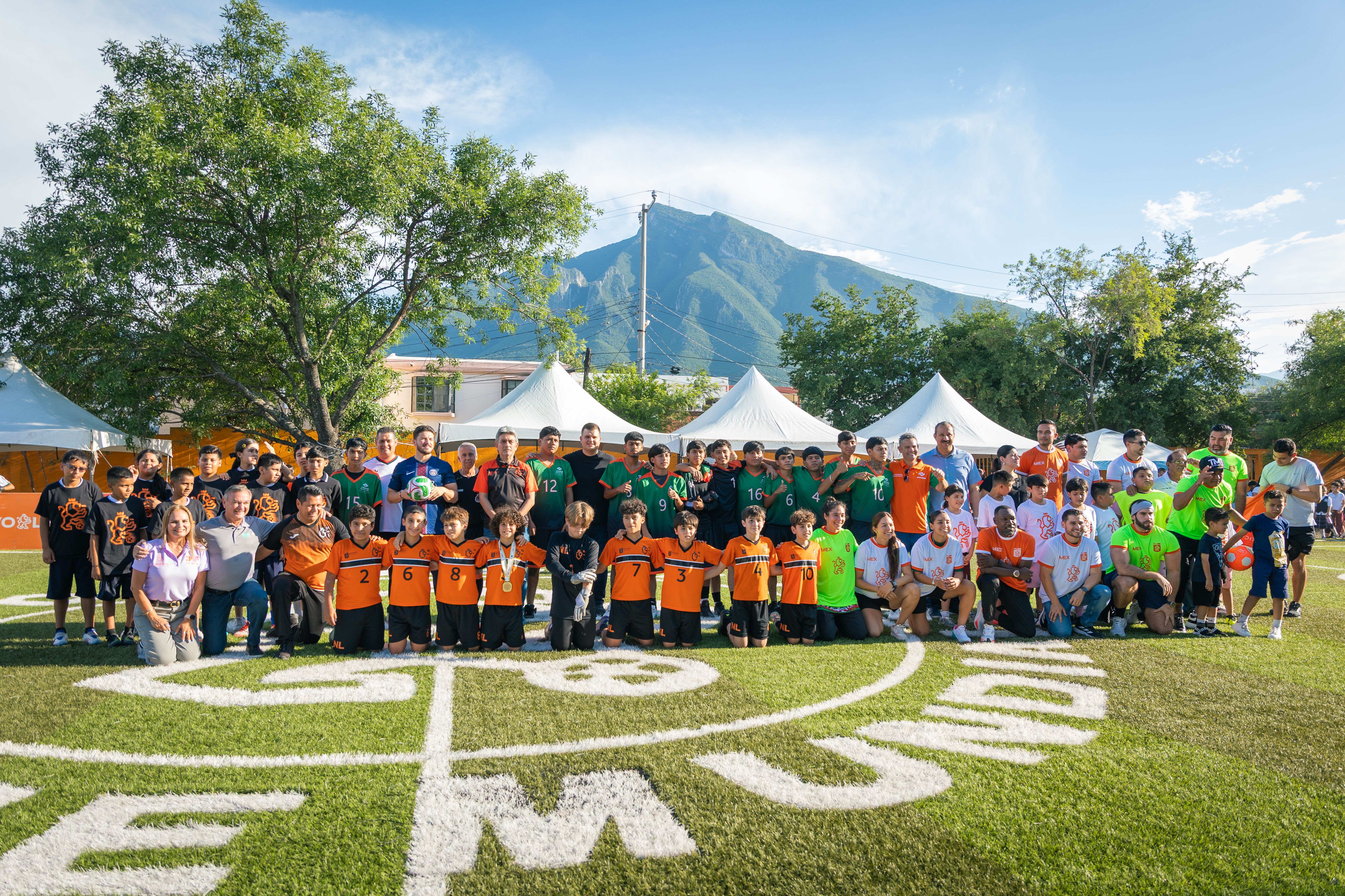 02 INAUGURA GOBERNADOR CANCHA 550 PREVIO AL MUNDIAL 2026.jpeg