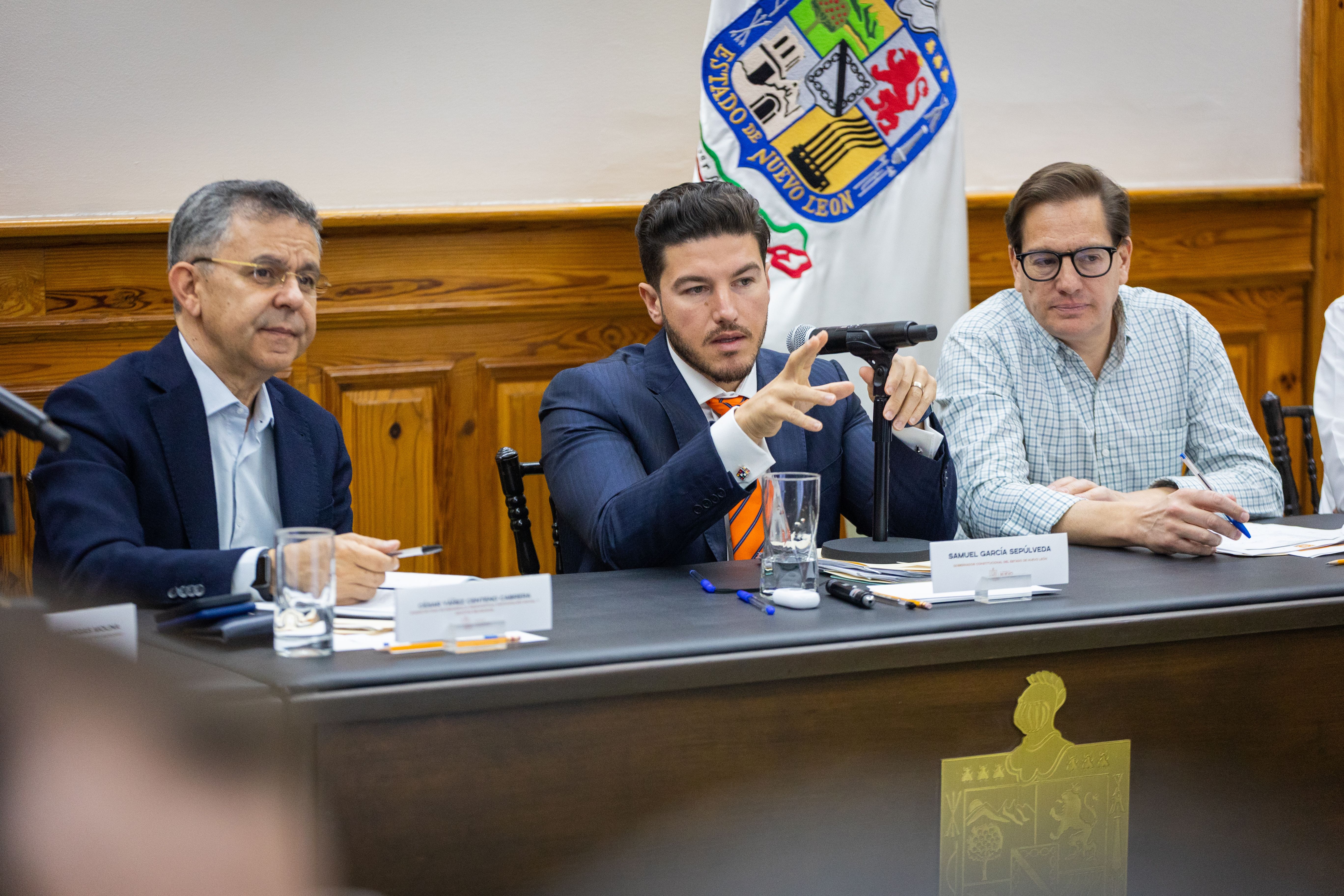 03 ACUERDAN GOBIERNO FEDERAL Y NL AGILIZAR MÁS DE CIEN OBRAS DE LAS NUEVAS LÍNEAS DEL METRO.jpg