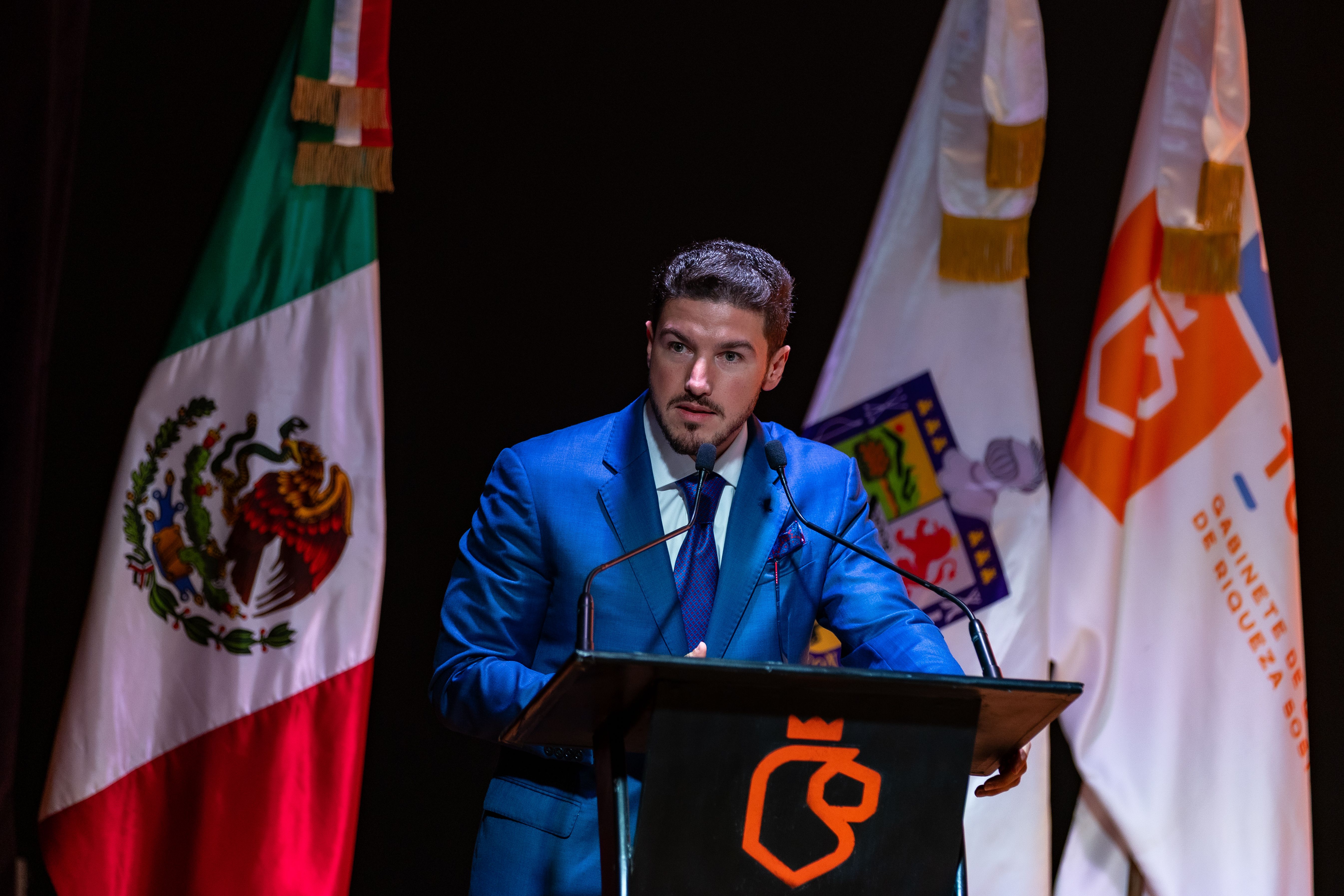 04GALARDONA SAMUEL GARCÍA TALENTO REGIONAL CON PREMIO ESTATAL DE TURISMO.JPG