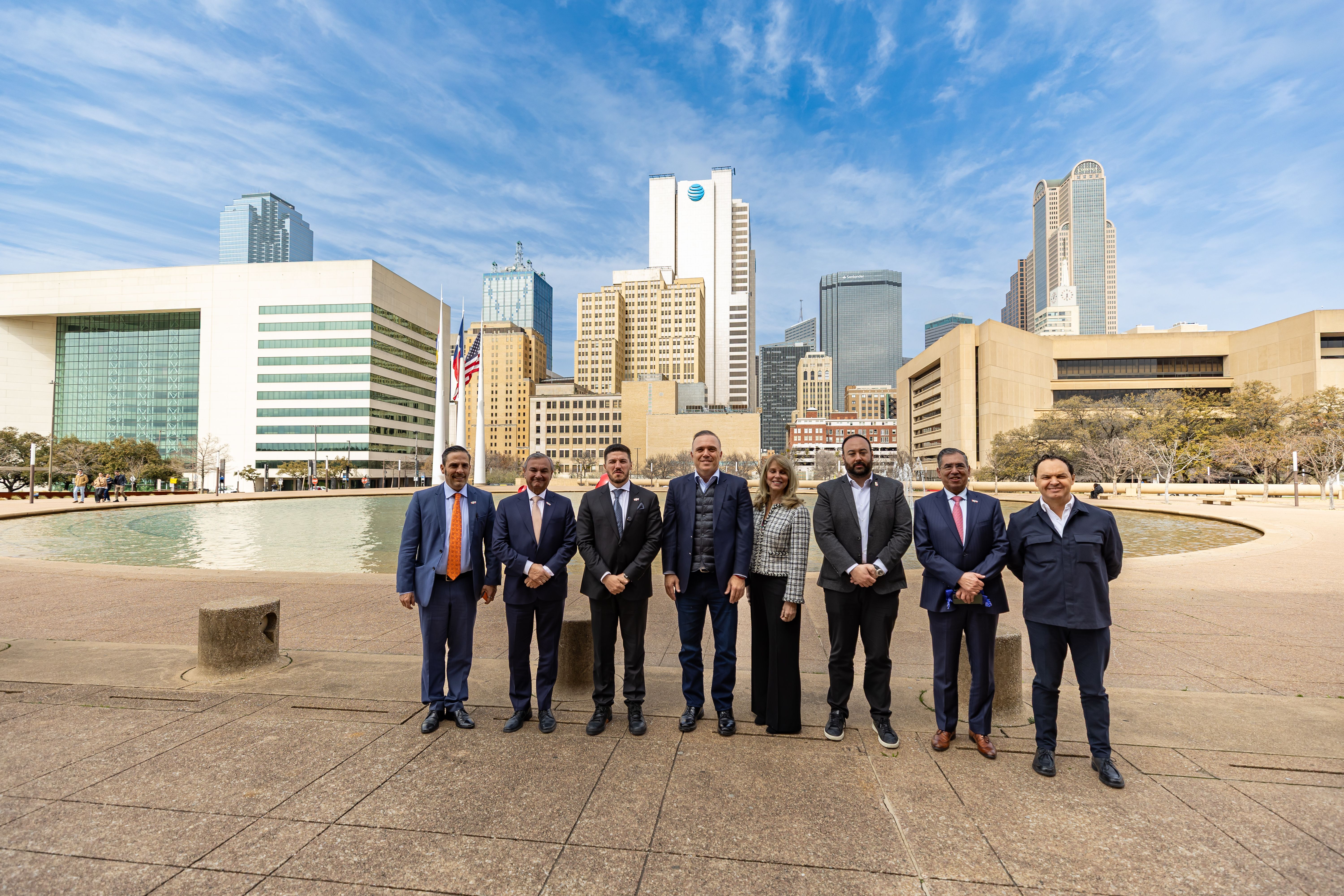 04 PRESENTA GOBERNADOR “TRIÁNGULO MUNDIALISTA” PARA POTENCIALIZAR NL, DALLAS Y HOUSTON.JPG