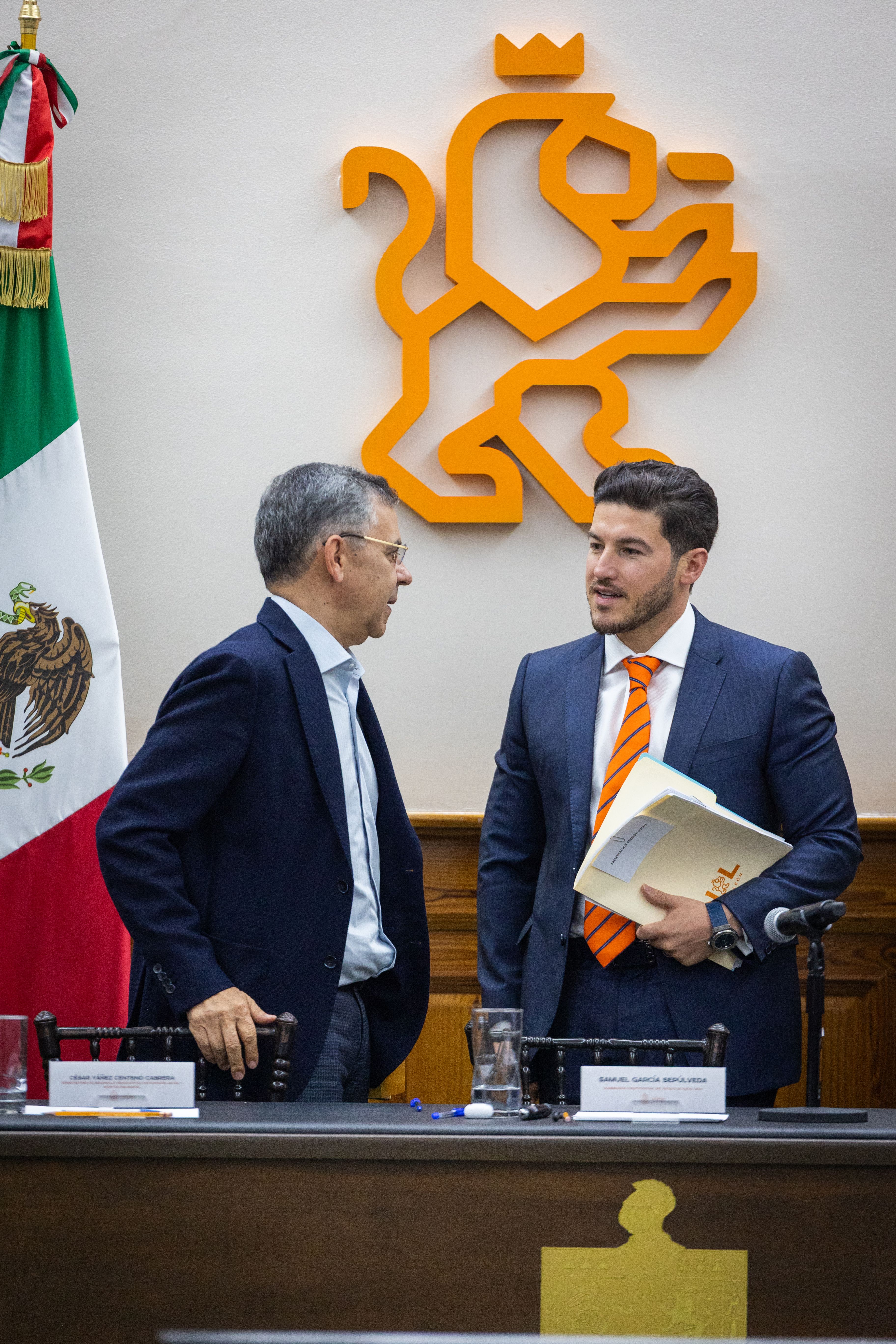 05 ACUERDAN GOBIERNO FEDERAL Y NL AGILIZAR MÁS DE CIEN OBRAS DE LAS NUEVAS LÍNEAS DEL METRO.jpg