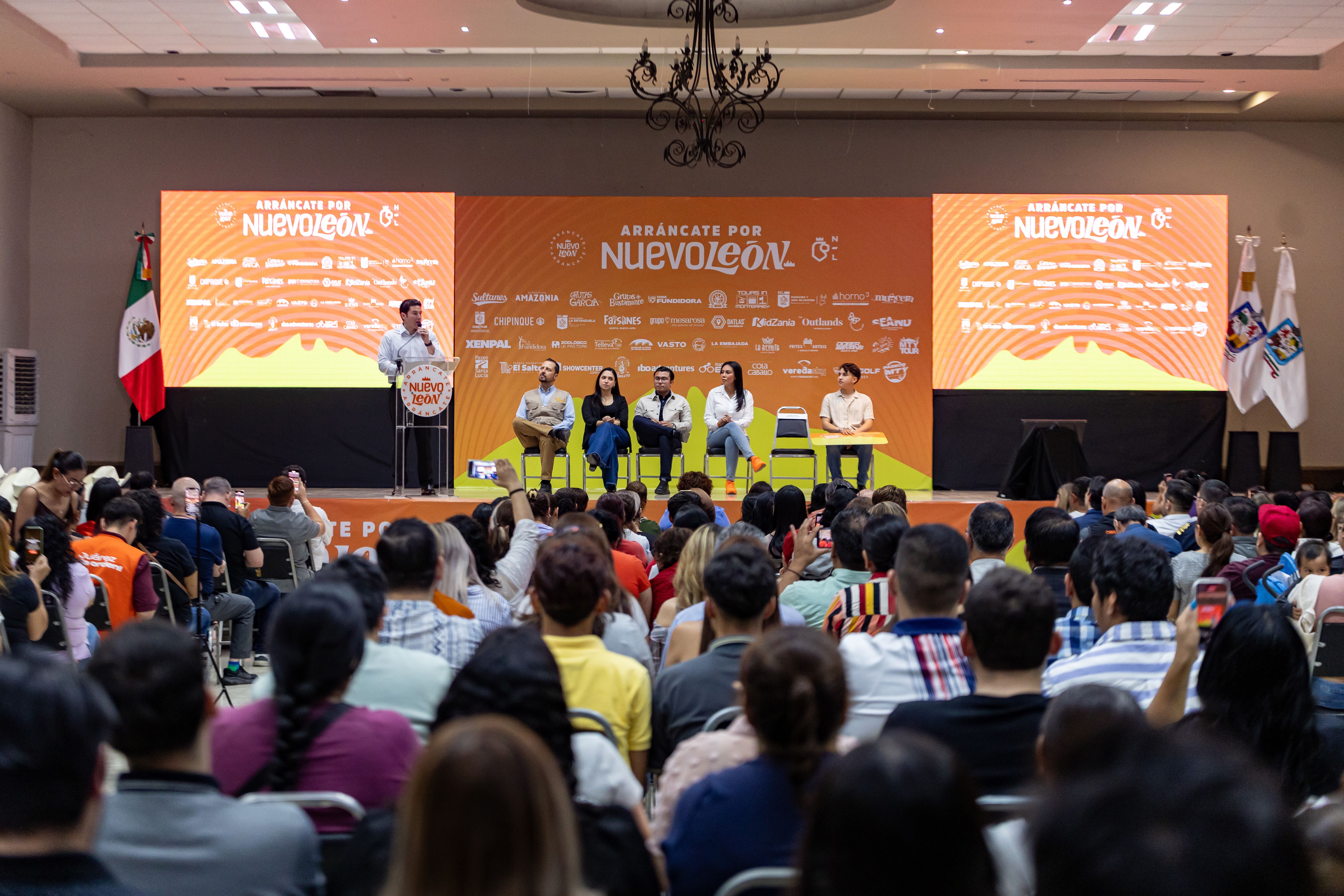 06 INICIA GOBERNADOR ENTREGA DE TARJETAS, ARRÁNCATE X NUEVO LEÓN.JPG