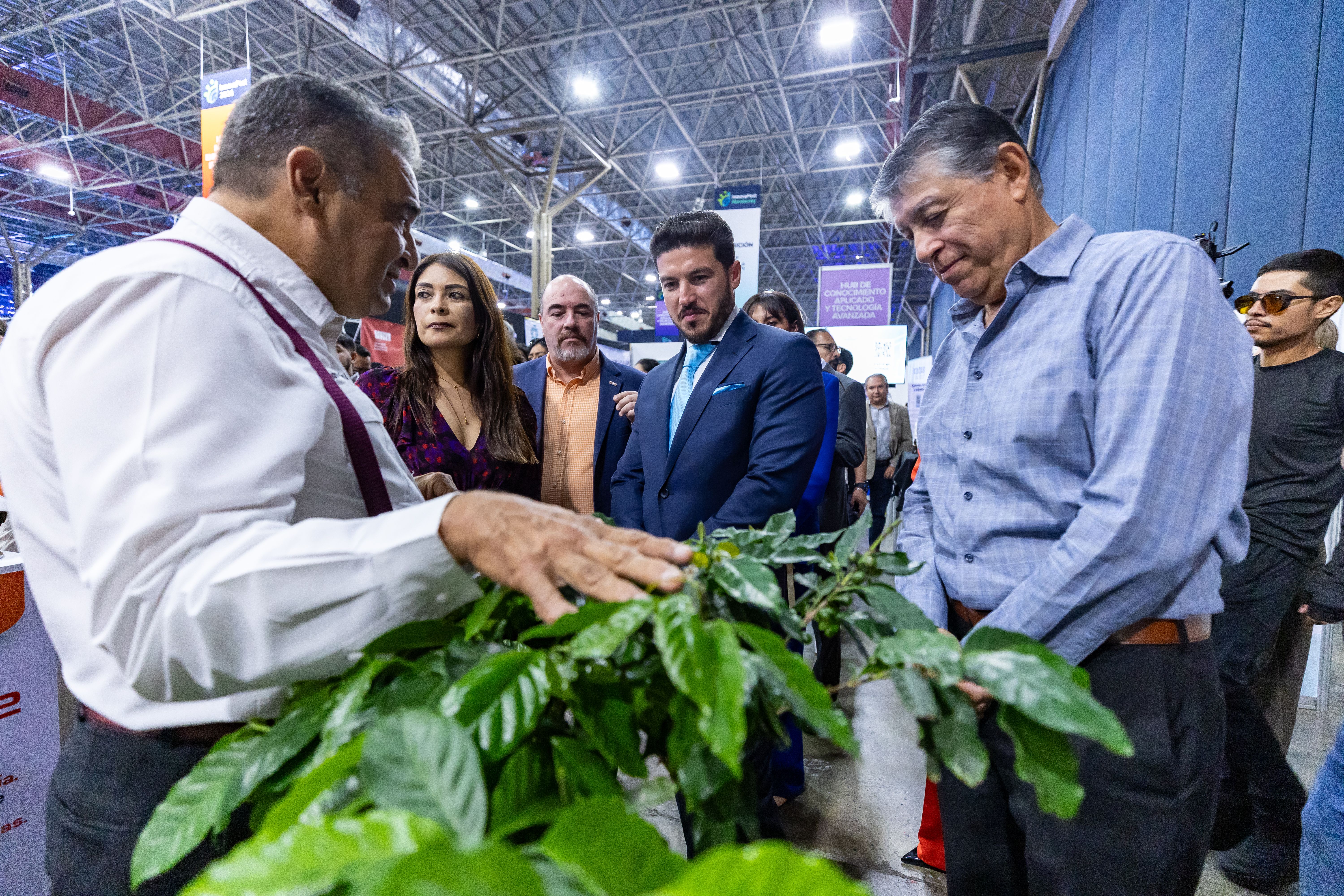 06 Va Samuel García Por Un Nuevo León Más Tecnológico.JPG
