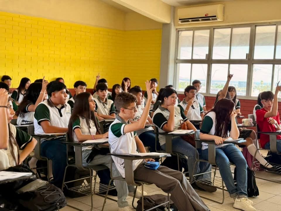 14,000 estudiantes ya están en clases en los COBAC