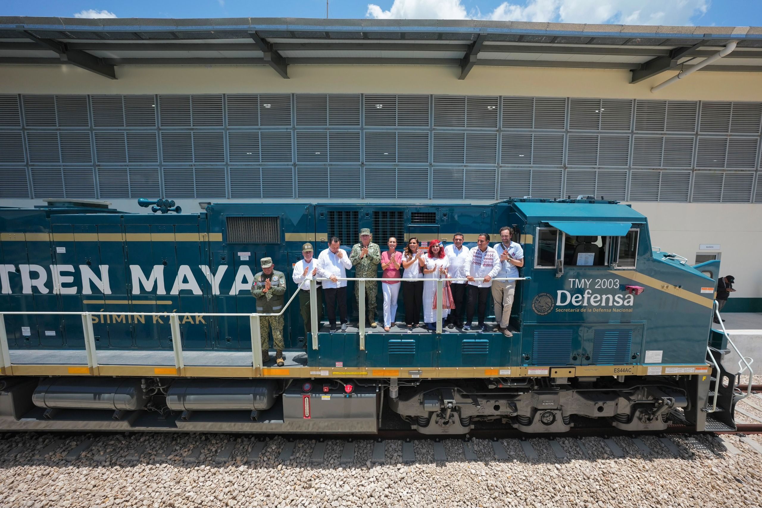 180726 CSP LLEGAN PRIMERAS 12 LOCOMOTORAS DEL TREN MAYA DE CARGA 1.jpeg