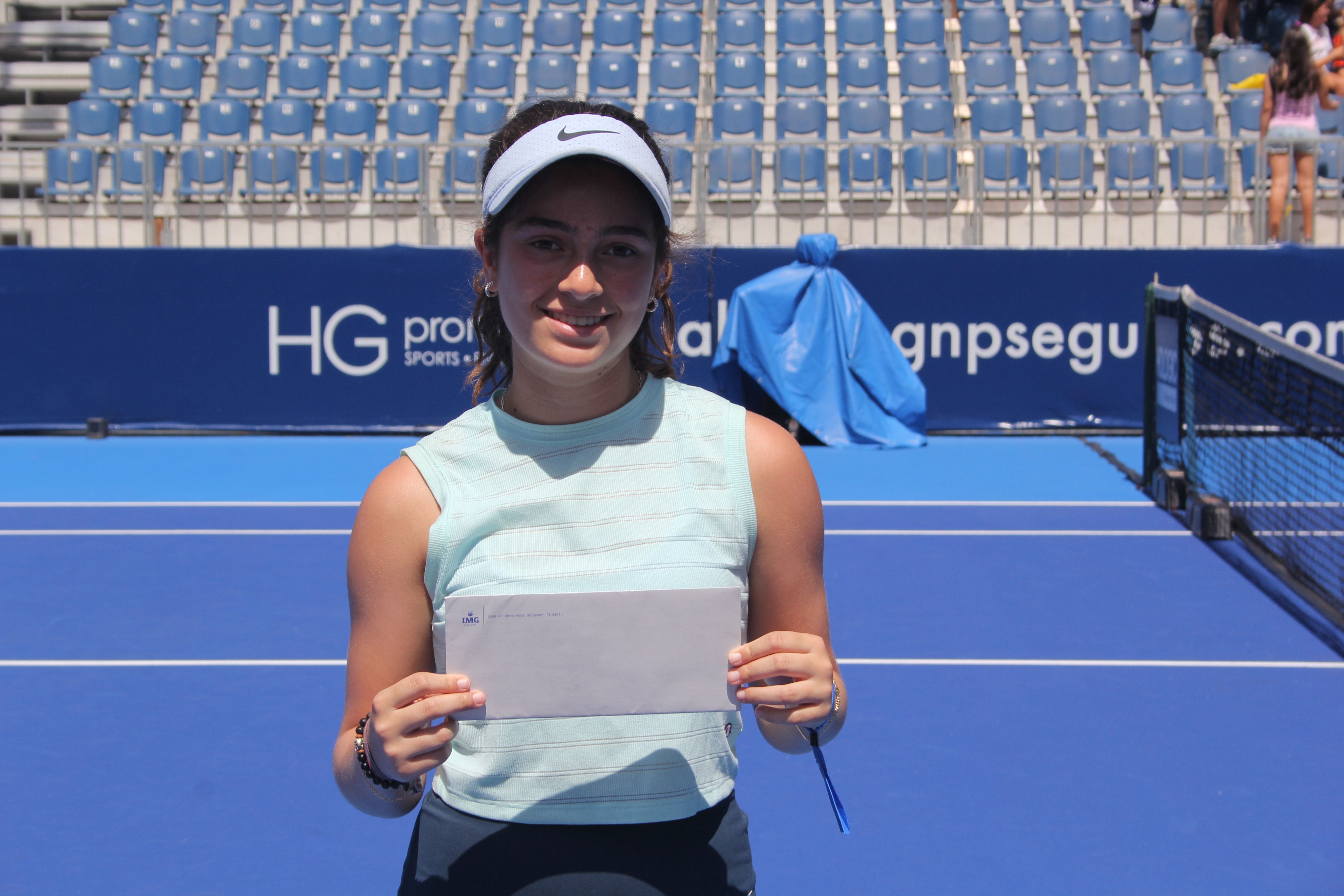 1. sonia toussaintIMG_7604.JPG