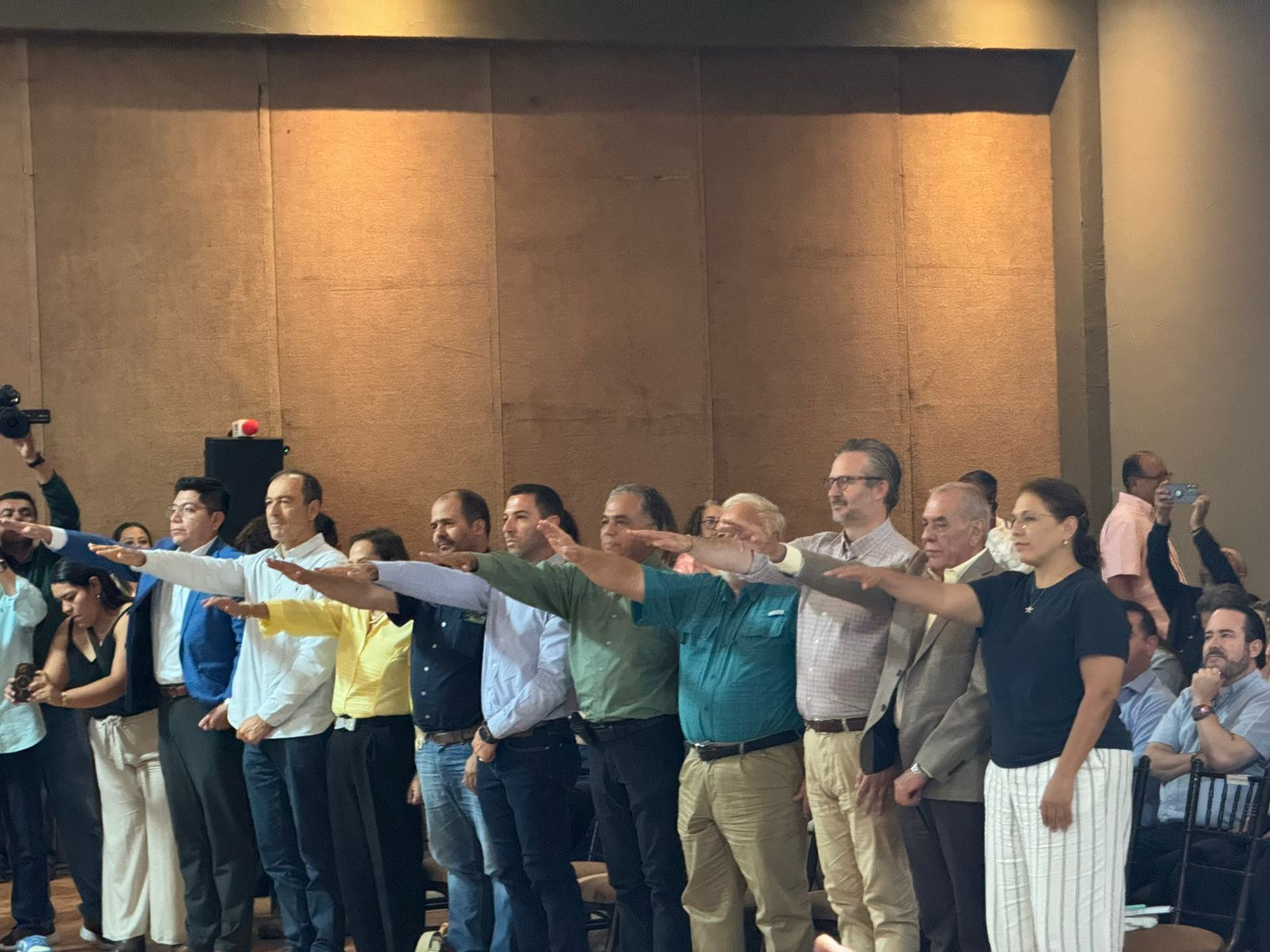 20bc55e5-c0e4-4f78-b0d7-9636d925fa2d.jfif