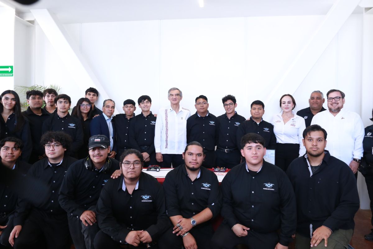 244-2026.-Con-los-gobiernos-humanistas-a-Nuevo-Laredo-le-va-mejor-Americo-2.jpeg