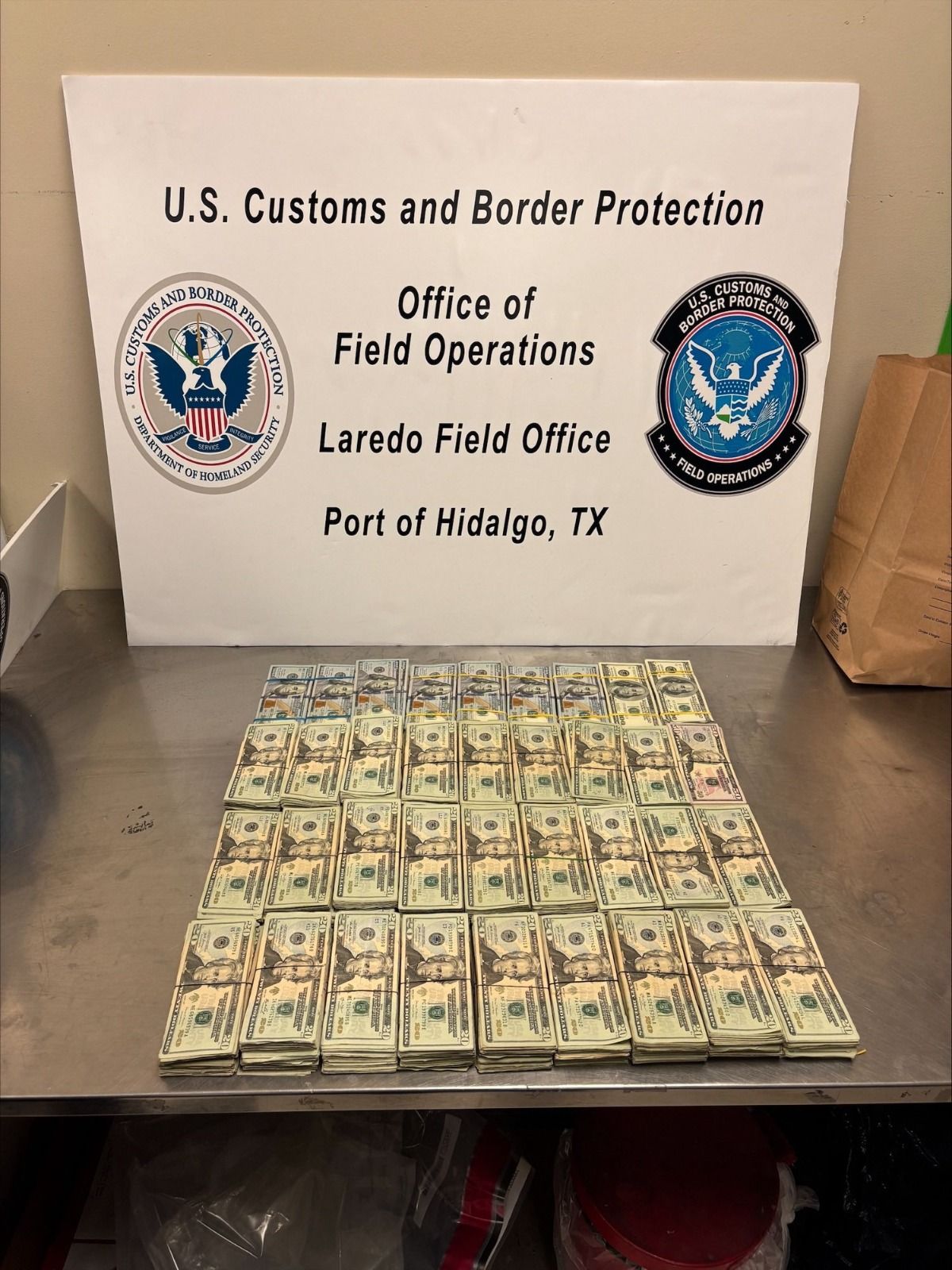 27663949-f2a5-4b0f-80e3-b6723f663b35.jfif