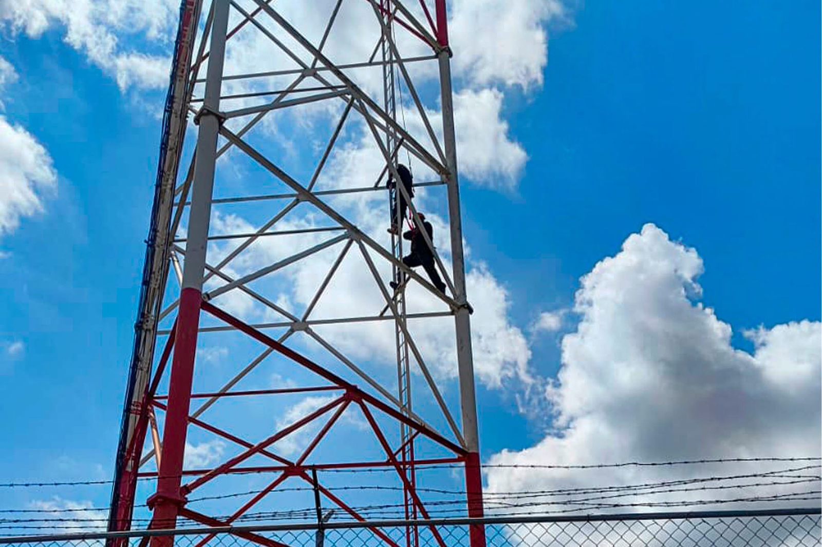 3bc38c2a-1f8a-49b3-91d1-cbe3df3d564e.jfif