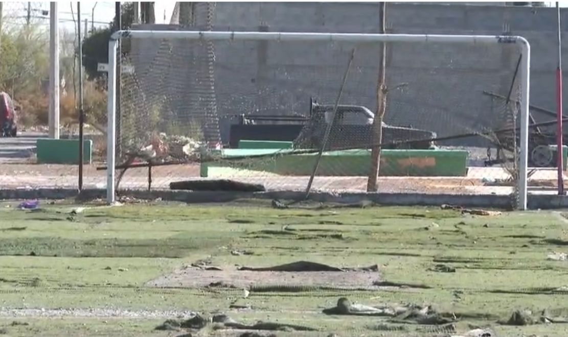 Piden restaurar cancha de Fútbol 7 en colonia Saltillo 2000.jpg
