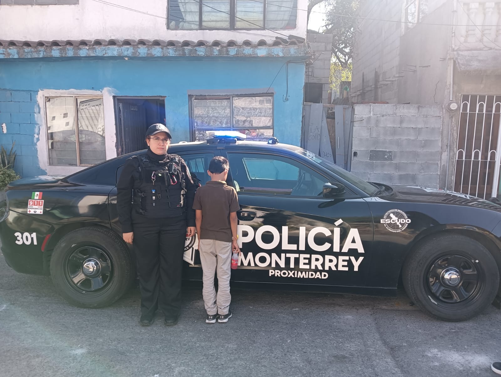 Localizan a dos menores extraviados en el centro de Monterrey.jpg