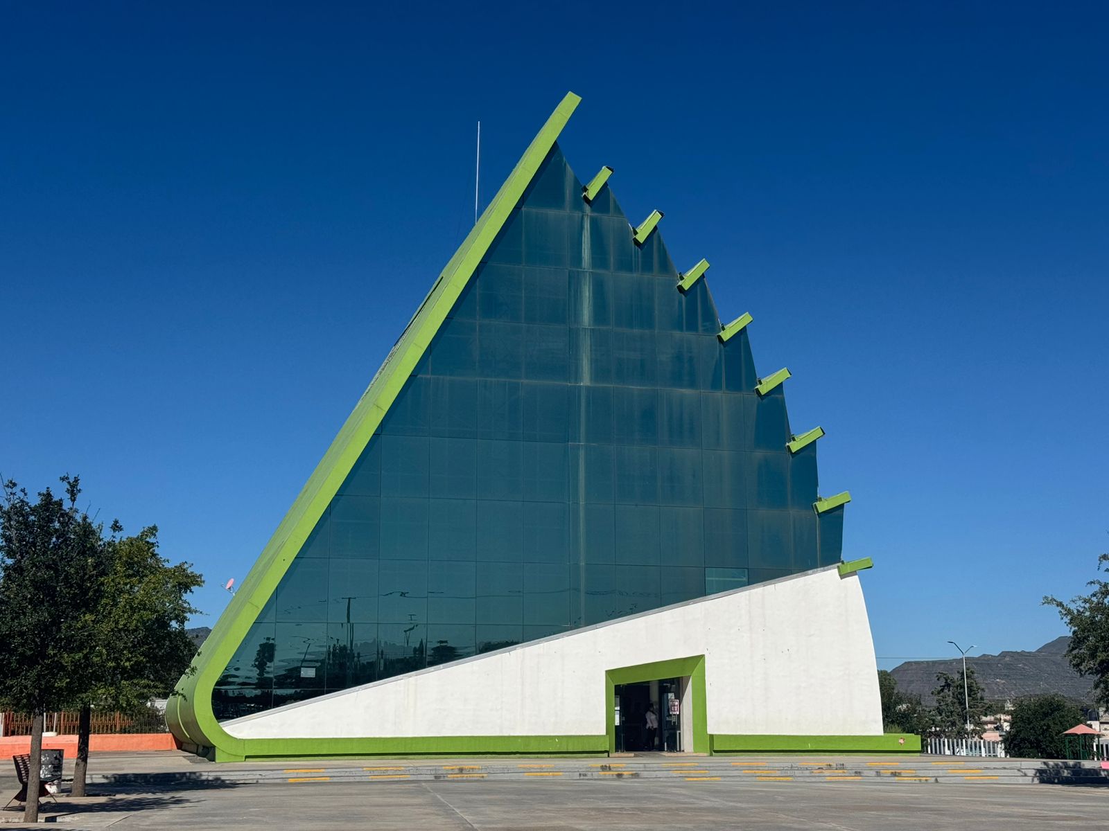 713e258a-8e72-4900-a5c0-b7b035415d09.jfif