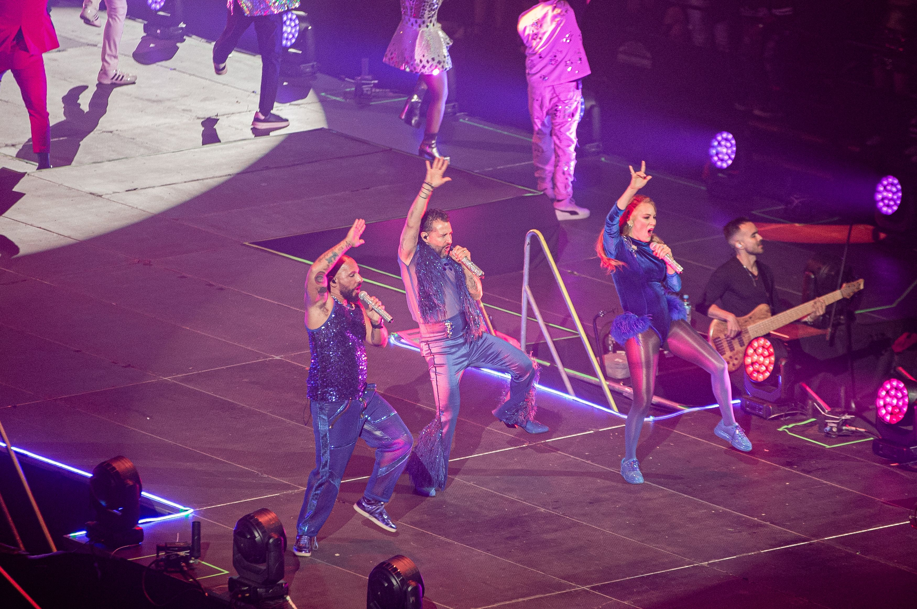 90 pop tour Arena Mty 2025-5.jpg