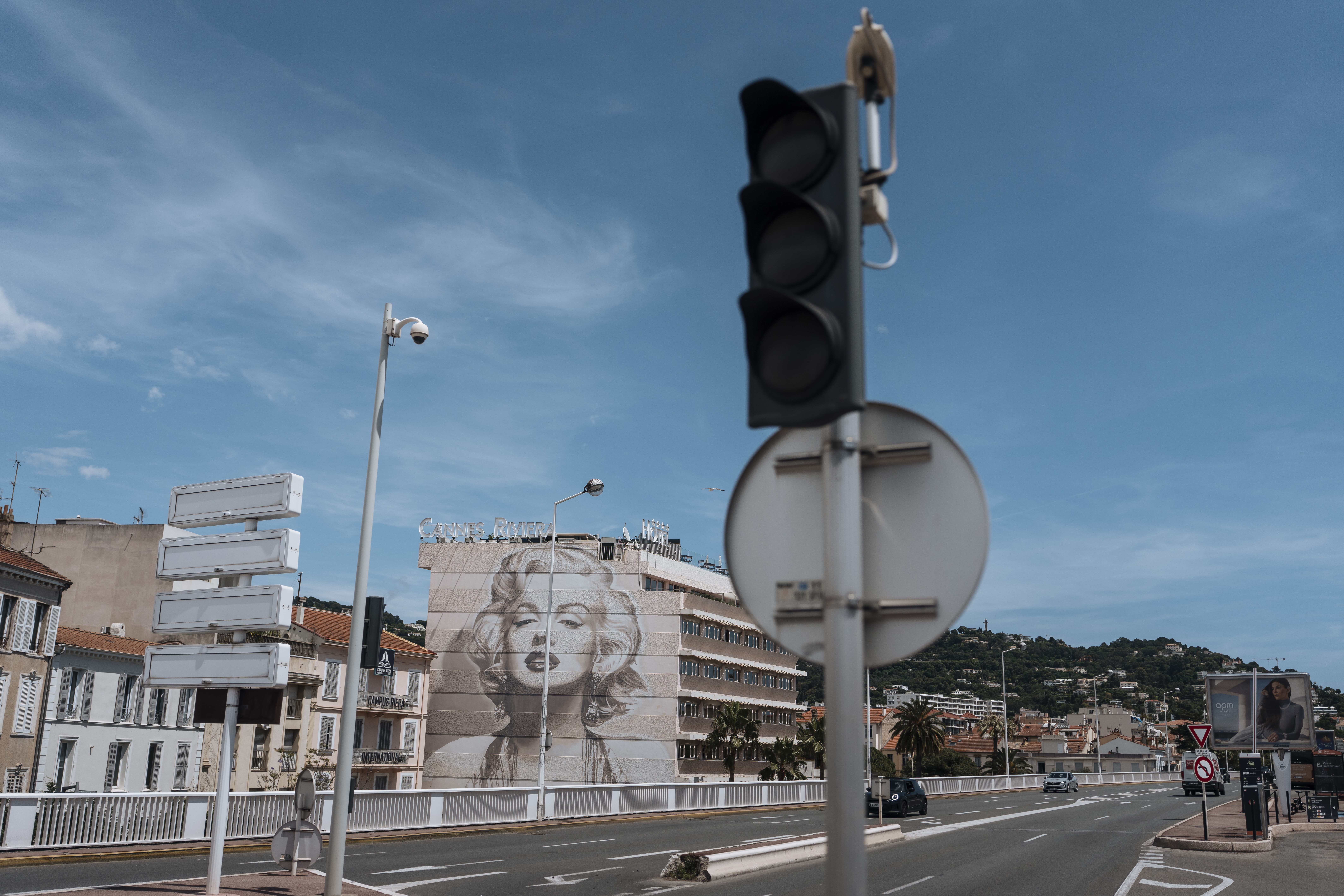 AP25144485599856 (2).jpg