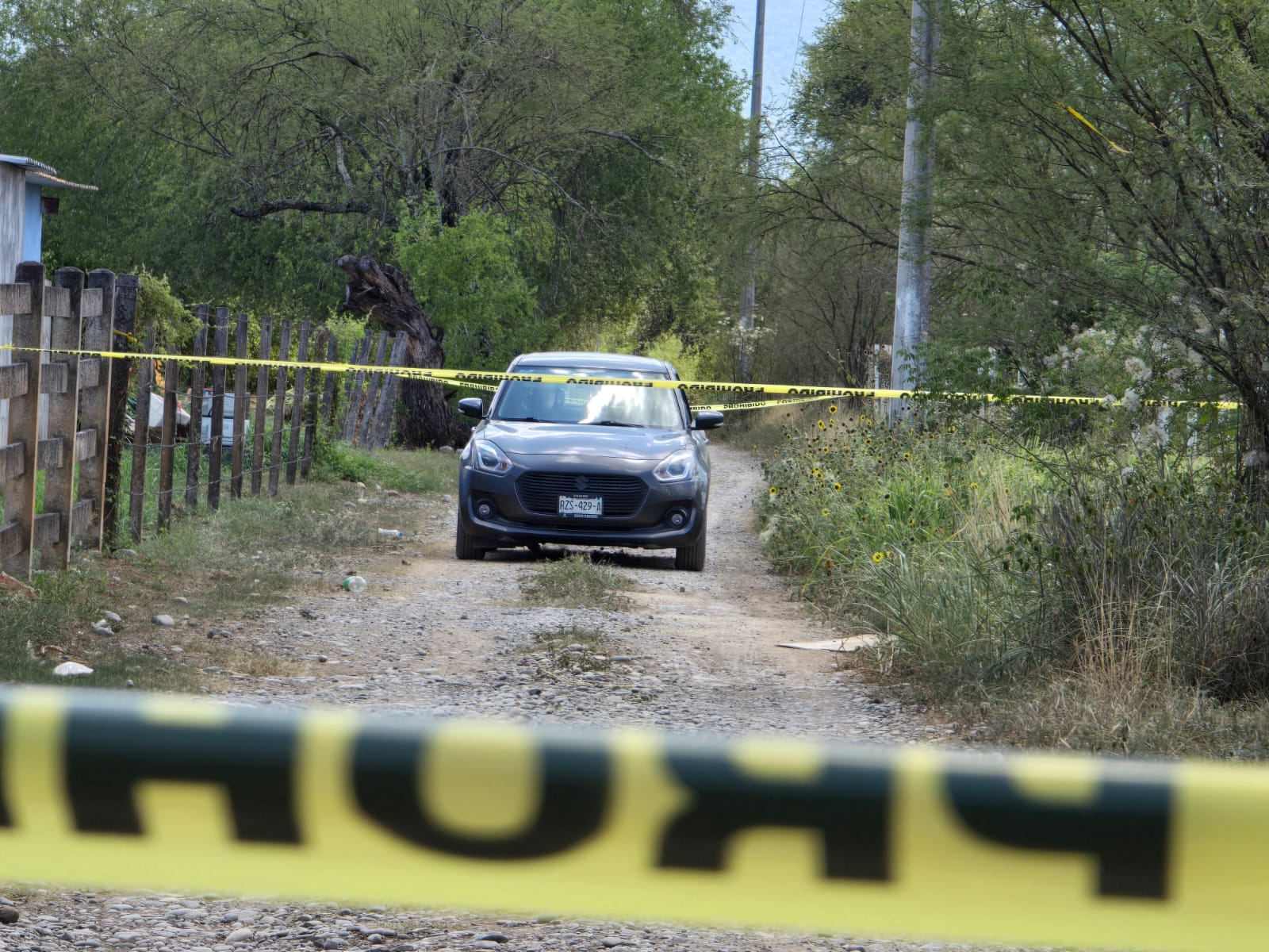A PUNTA DE PIST0LA A OPERADOR DE DIDI LE QUITAN SU AUTO EN SALINAS VICTORIA,  LO ABANDONAN EN MONTEMORELOS. 