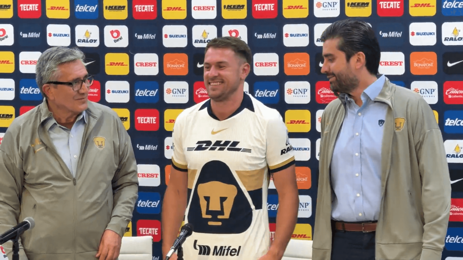 Aaron Ramsey es presentado como nuevo jugador en Pumas