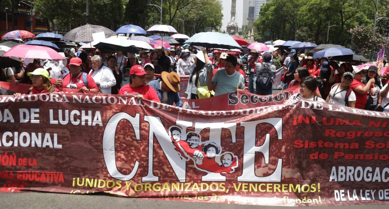 Acuerda CNTE regresar a clases el próximo lunes; inician marcha