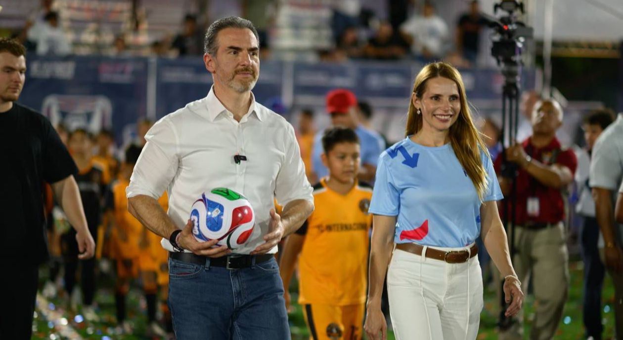 Adrian de la Garza