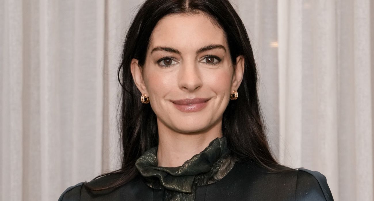  Anne Hathaway 