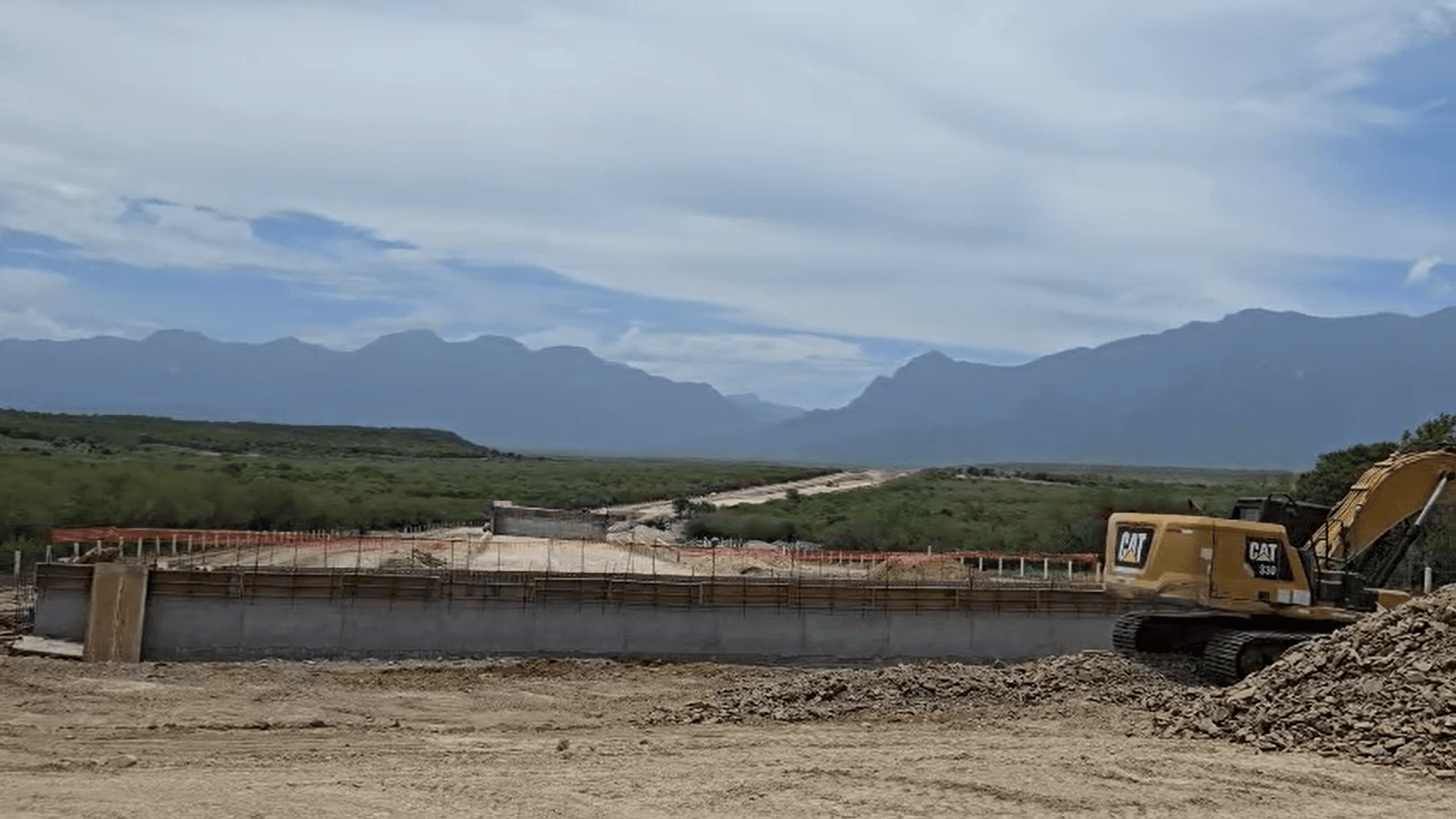 Anuncia Samuel nueva carretera que conectara a la Presa León