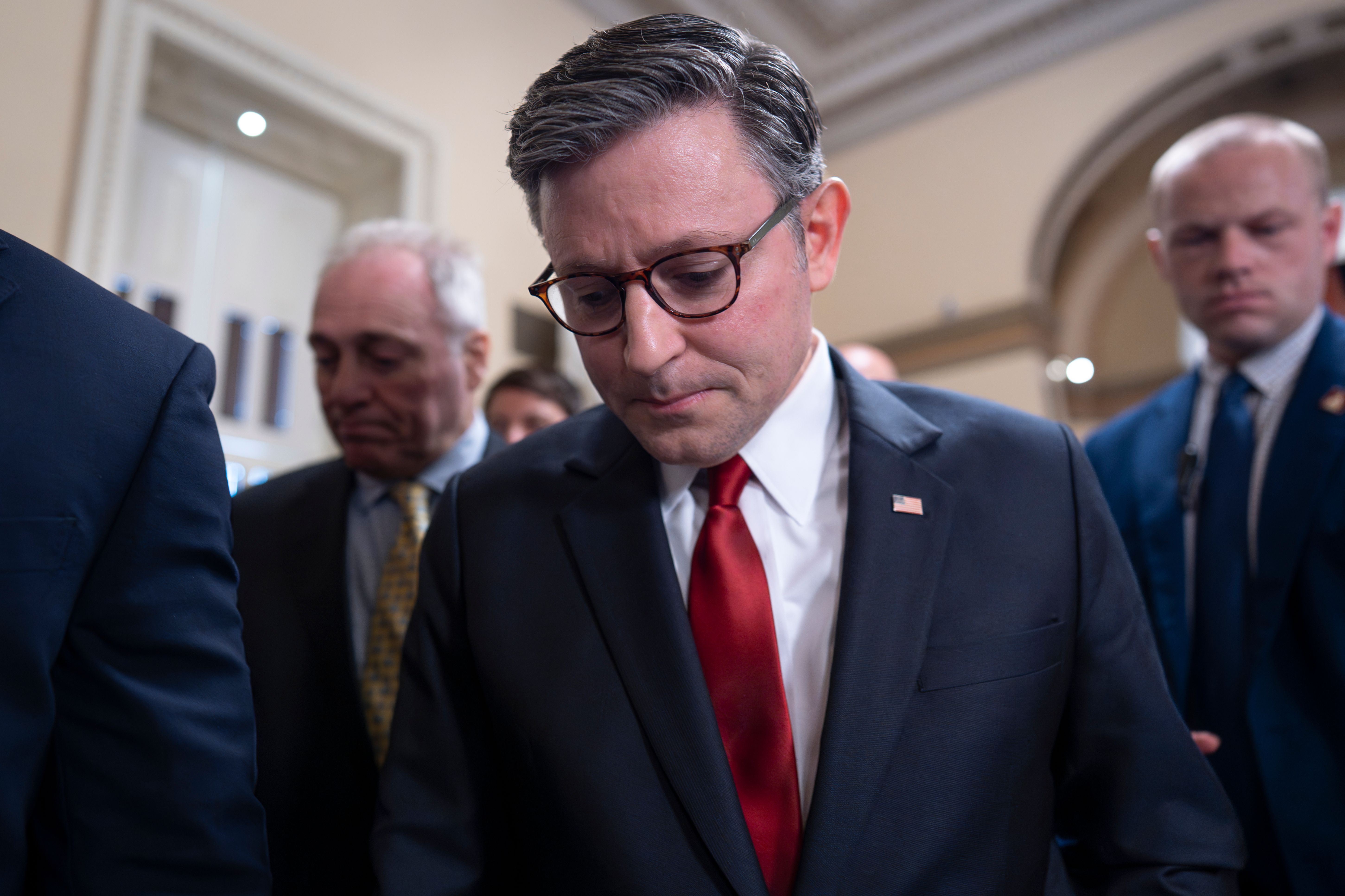Aprueba cámara de representantes de EUA proyecto fiscal de Trump