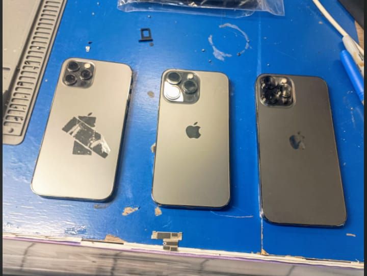 Aseguran local de la Plaza tras localizar teléfonos robados