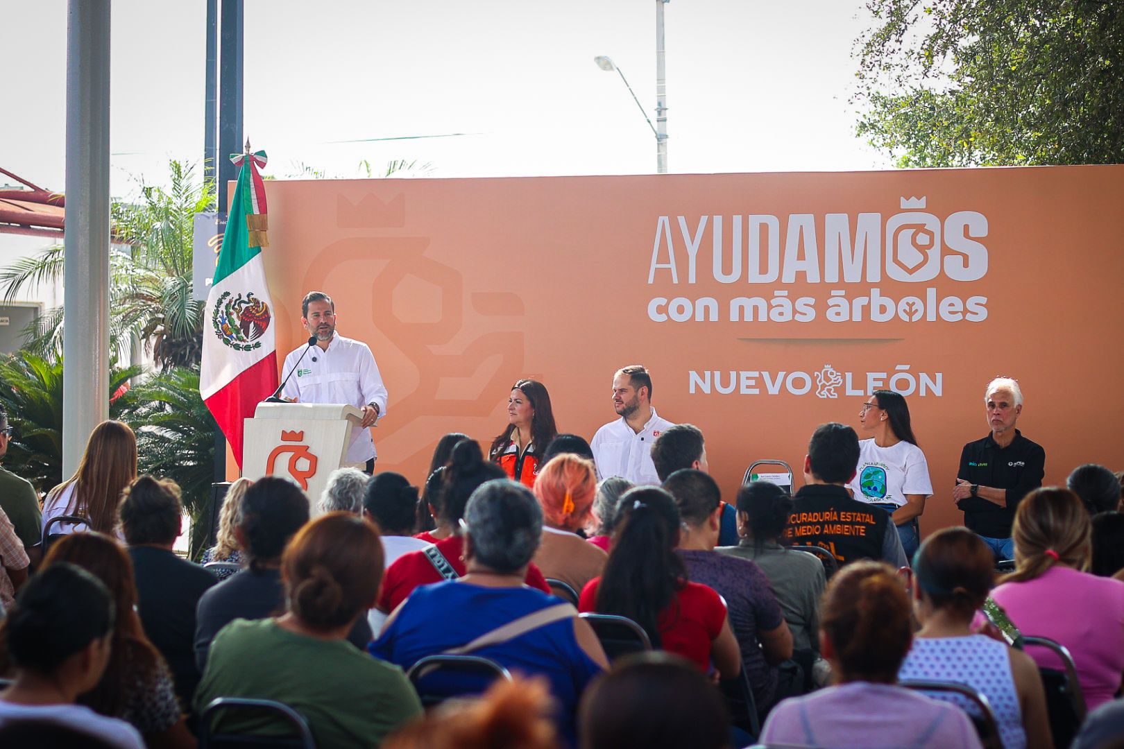 Busca NL abatir déficit de arbolado, con programa de 'adopción'