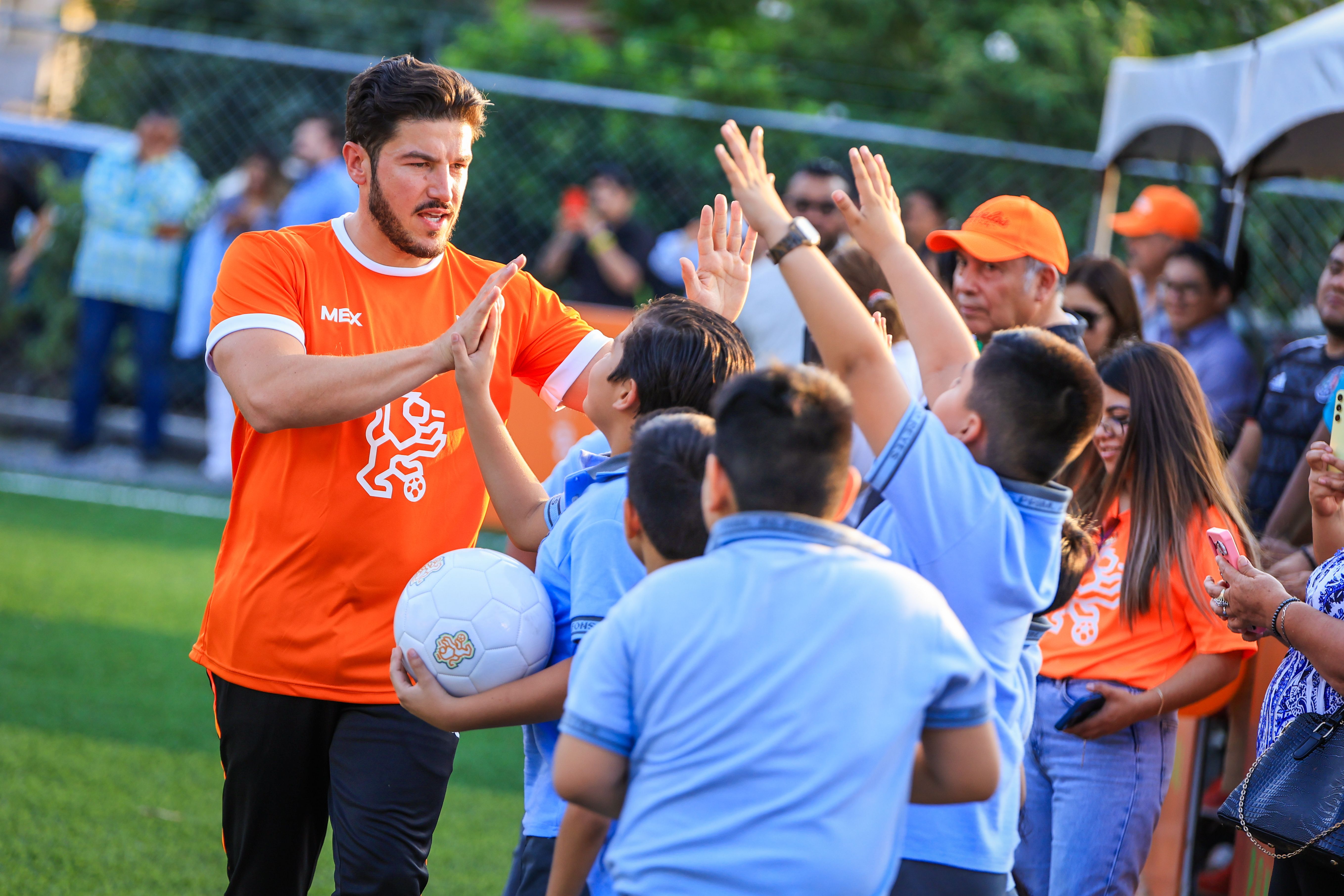 ‘CASCARITA’ EN SAN NICOLAS DE LOS GARZA 01.JPG