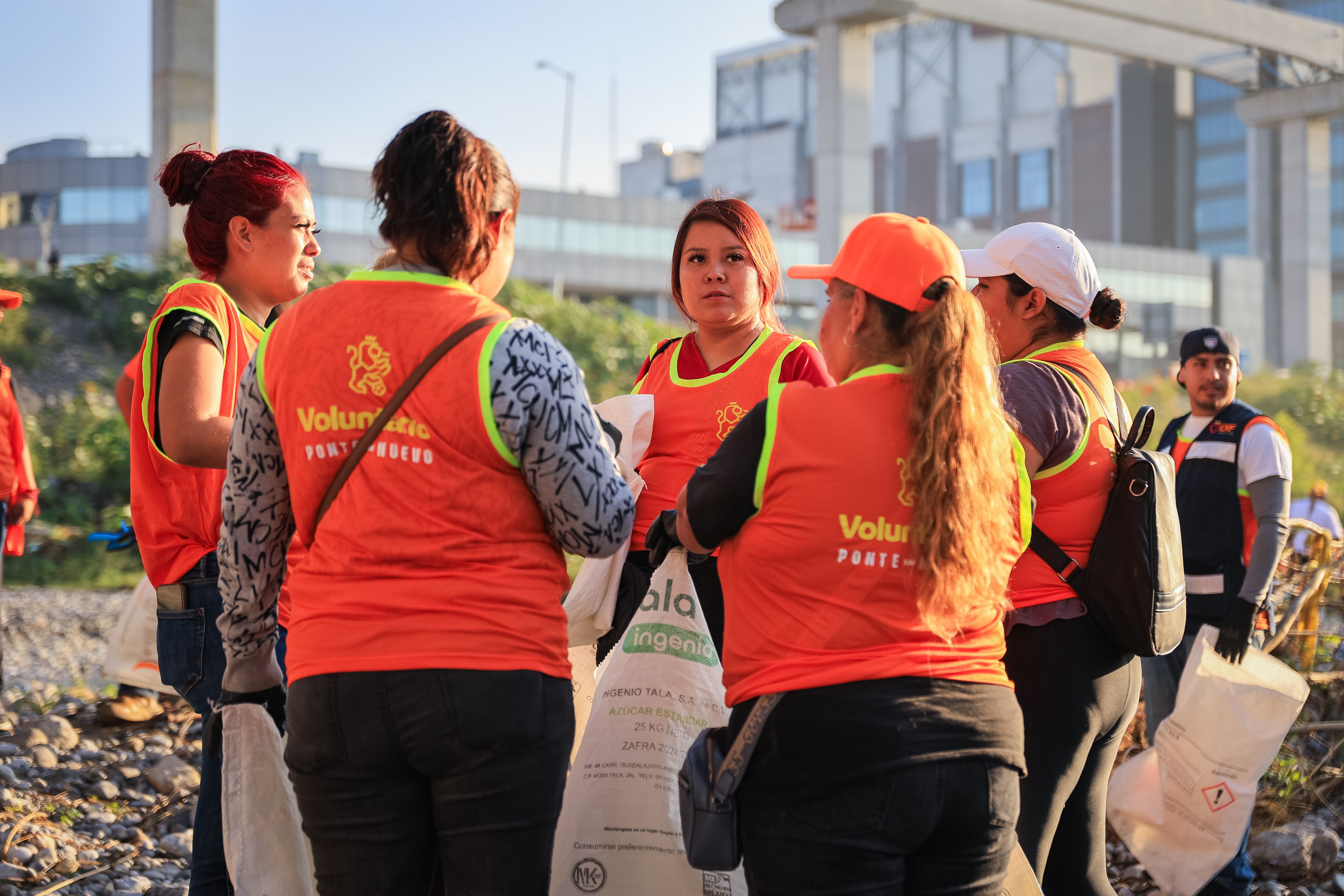CERO TOLERANCIA A QUIEN TIRE BASURA EN R_O; SAMUEL GARC_A 07.JPG