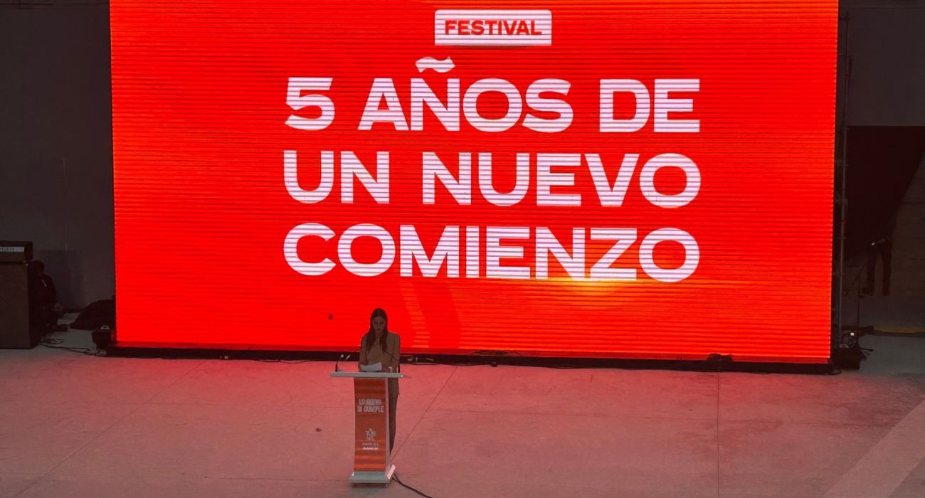 CUERPO UNA FOTO.jpg