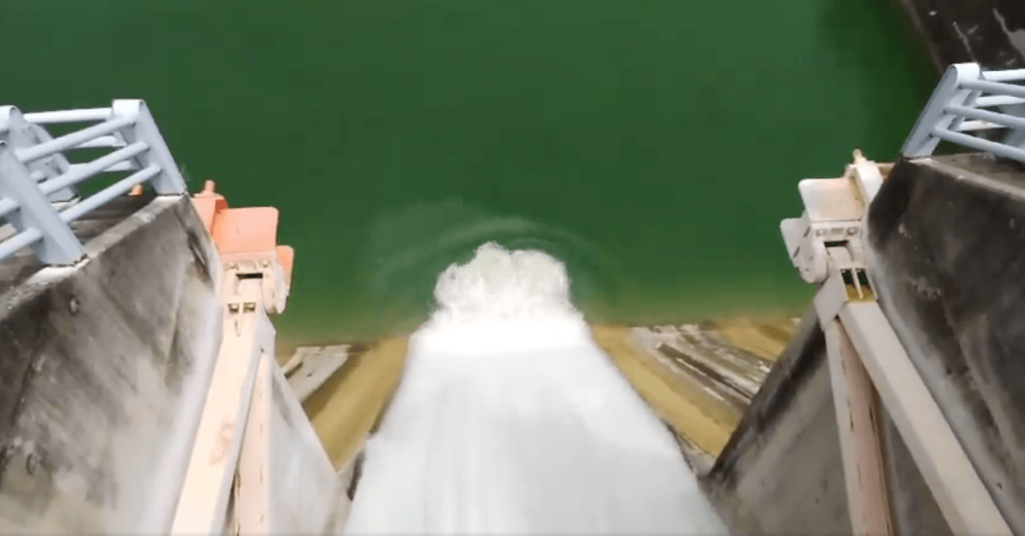 abren-compuertas-de-el-cuchillo-al-acercarse-al-100-de-llenado