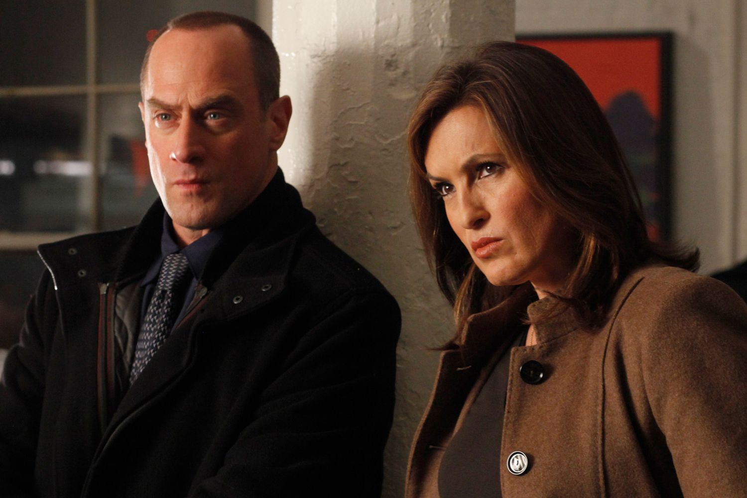 Christopher-Meloni-Mariska-Hargitay-SVU-101324-6312bb5eef9747b8b9d6ab5e0ed44caf.jpg