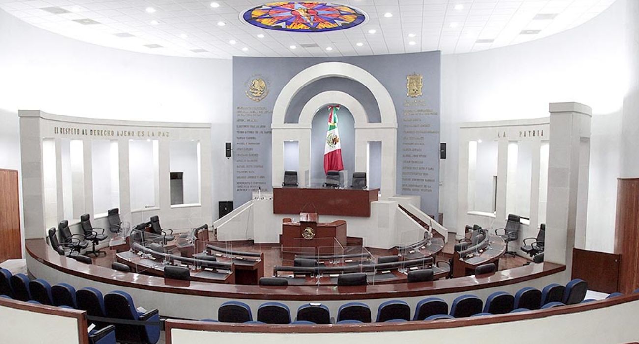 Congreso San Luis Potosi Ley Esposa Morena PVEM.jpg