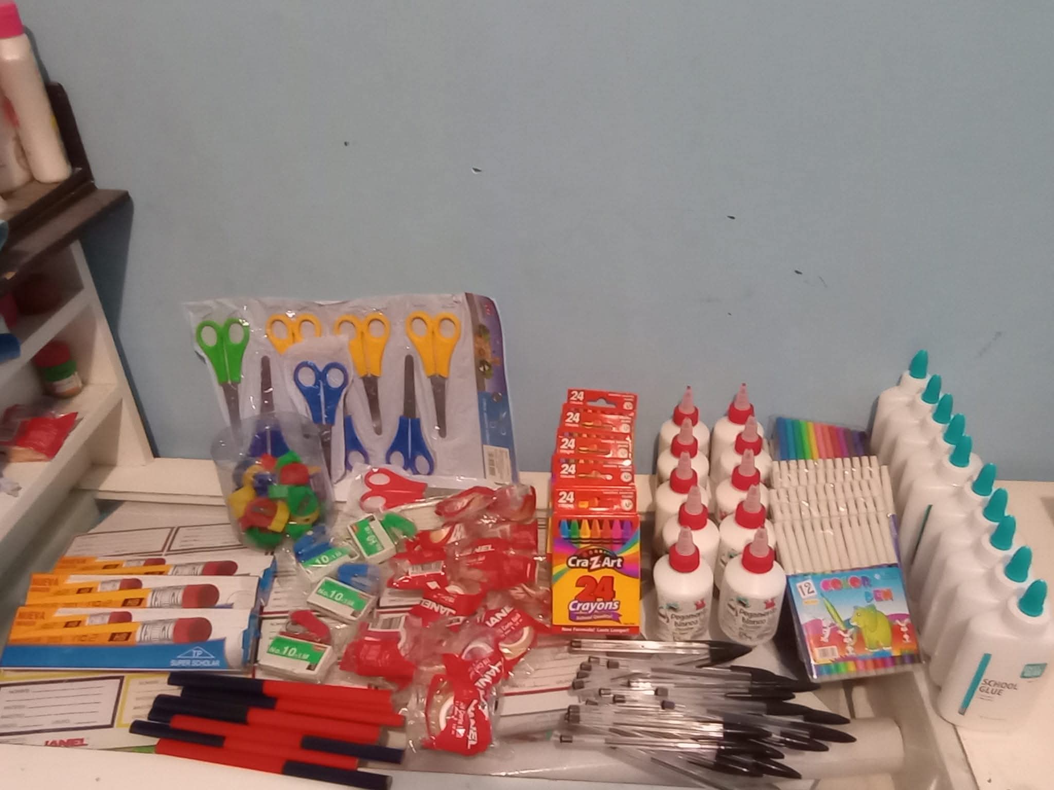 Continúan apoyos de útiles escolares a bajo costo en Arteaga