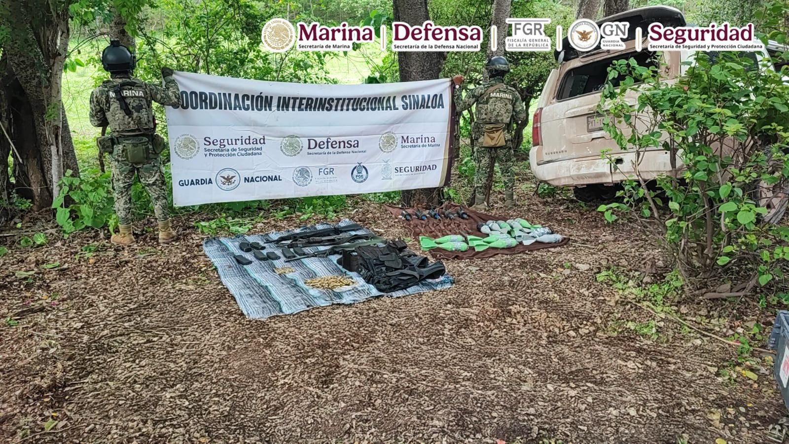 Detienen a 11 presuntos integrantes de banda delictiva en Sinaloa