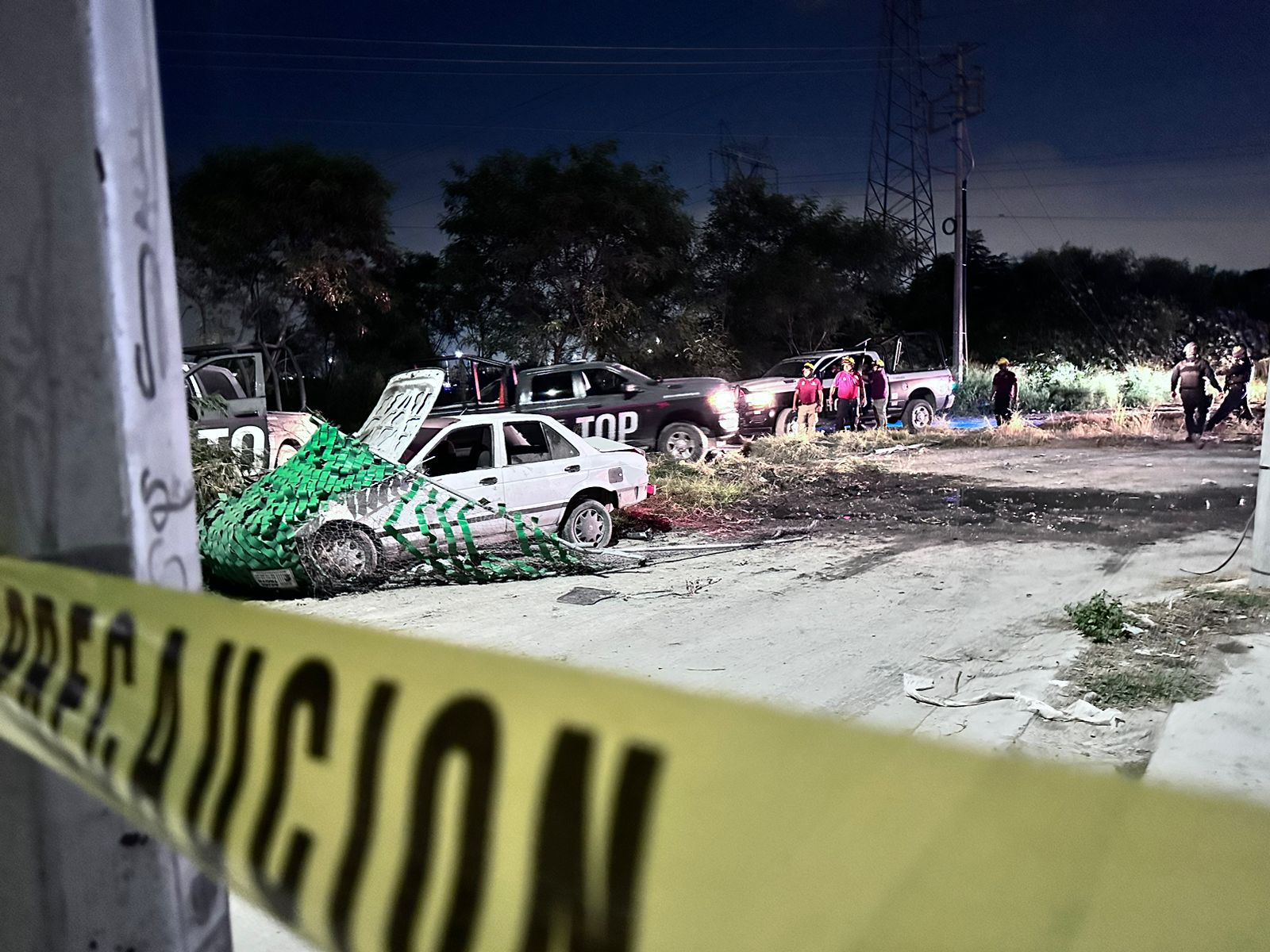 Detienen a dos hombres por disparar a policías en Escobedo