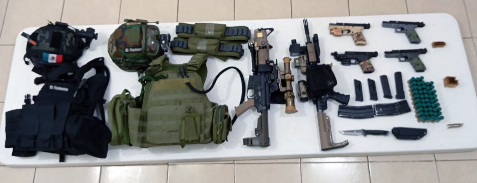 Detienen a extranjero con presunta credencial de la CIA en Edomex
