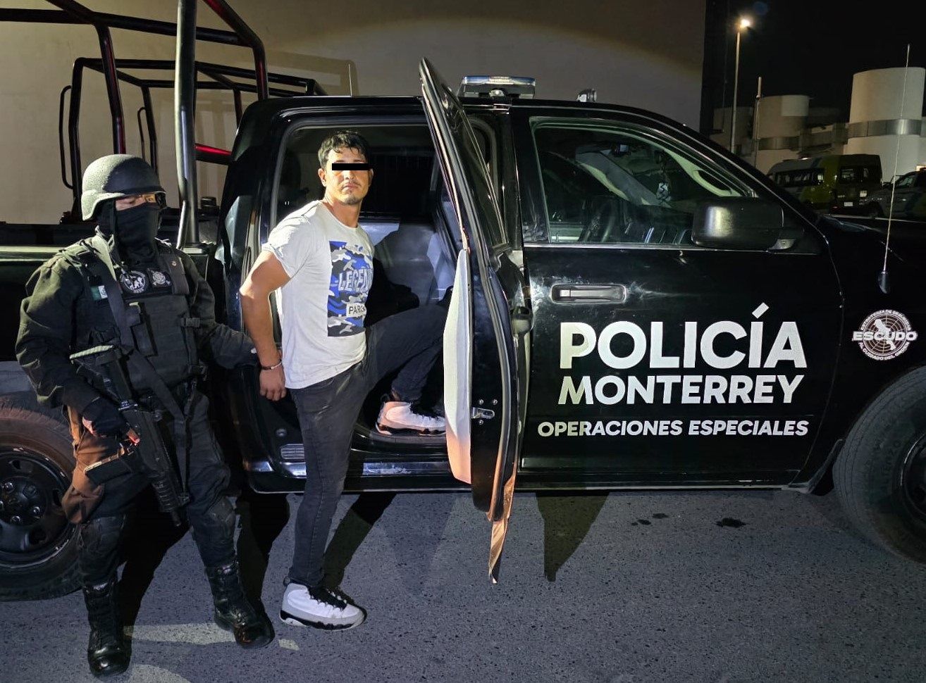 Detienen a hombre colombiano con 52 envoltorios de droga