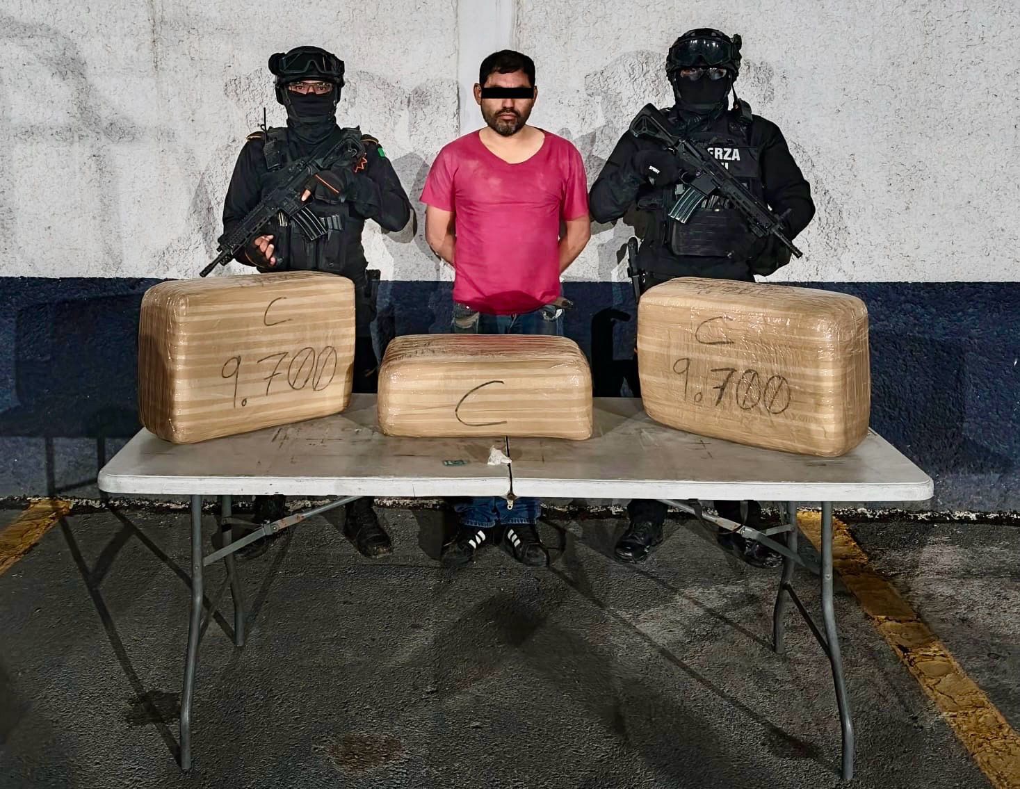 Detienen a hombre con más de 30 kilos de droga durante operativo en Anáhuac.jpeg