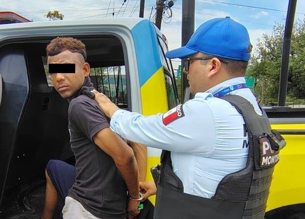 Detienen a joven por posesión de droga; es investigado por robos