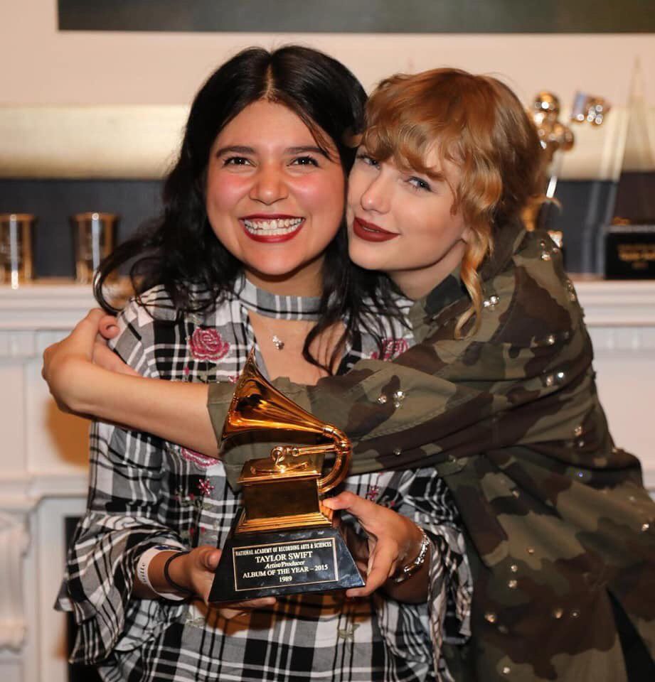 EBPm2TRX4AMypU0.jfif