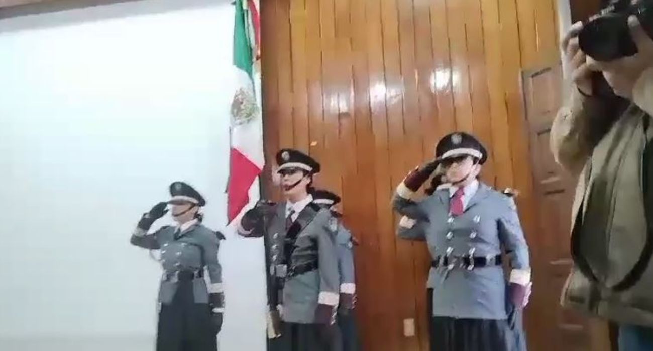 EH UNA FOTO (62).jpg