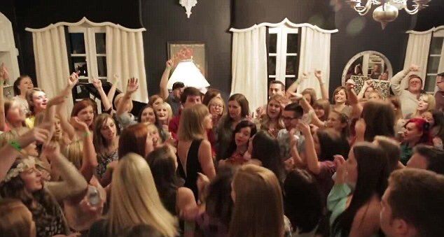 EiYHWgrX0AAzwVo.jfif