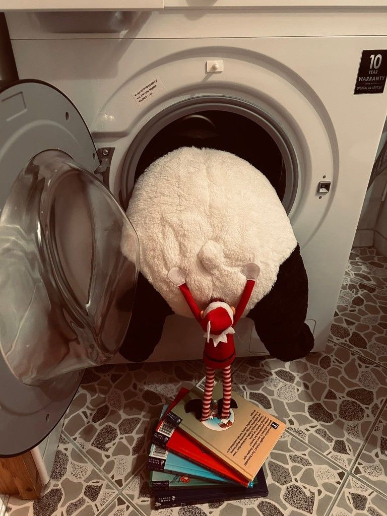 El Elfo Travieso se despide; ¿cuando regresa al Polo Norte?.jpg