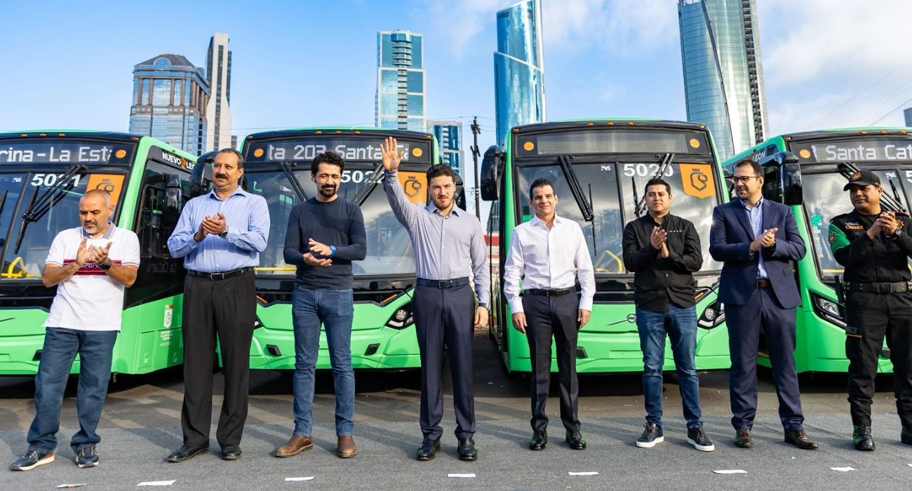 Entrega Samuel 40 camiones 