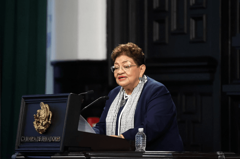 Ernestina Godoy acude a Congreso Feminista del Senado en Yucatán.jpg