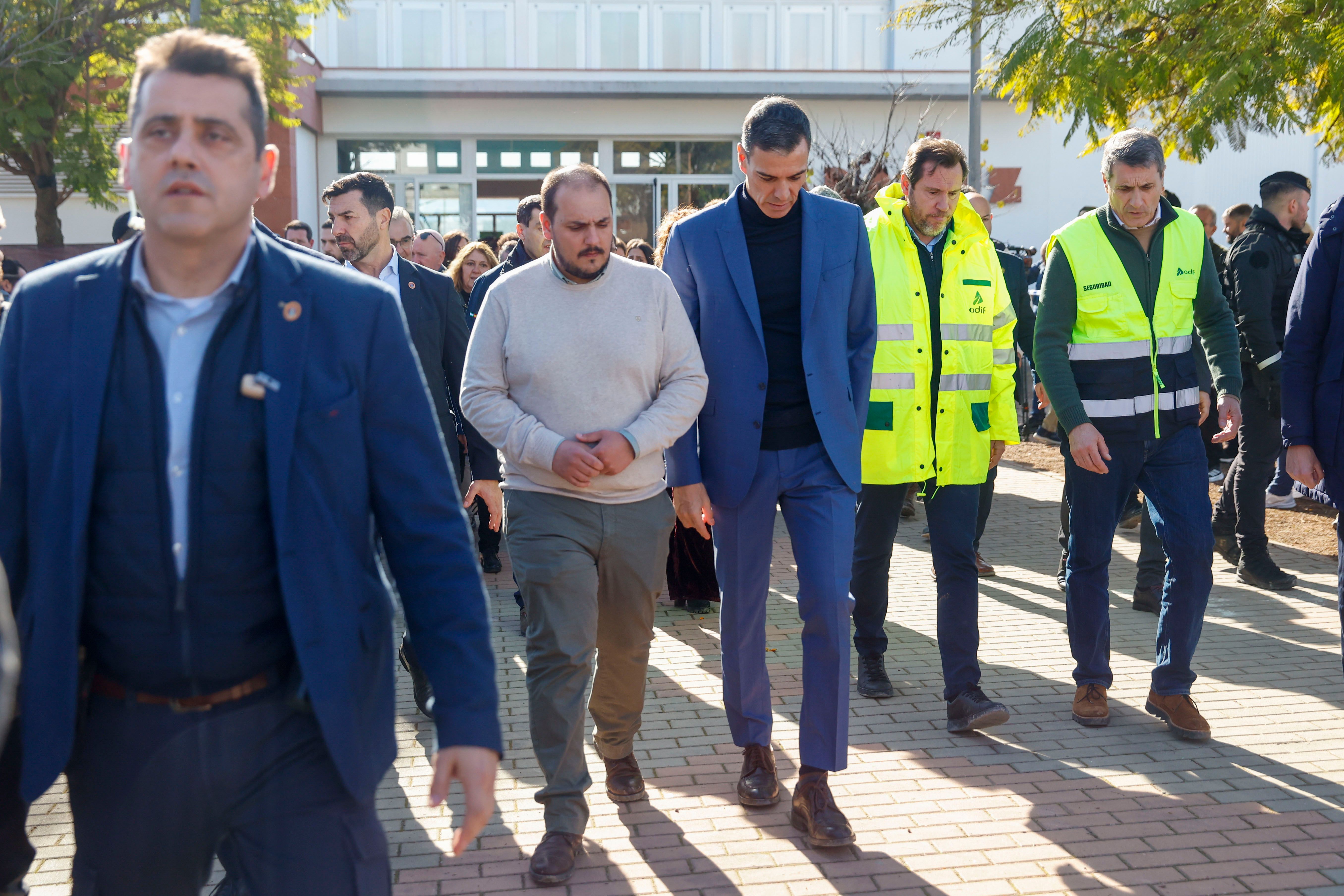 España confirma 39 muertos por descarrilamiento ferroviario.jpg