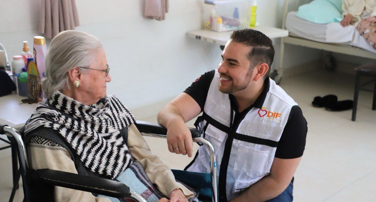 Fortalecen red de protección al adulto mayor mediante convenios.jpg